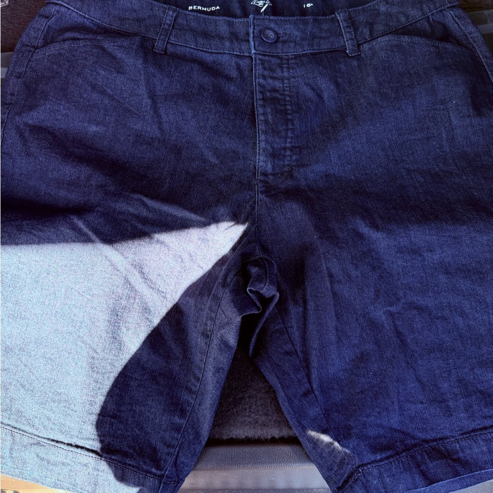 St. John's Bay Women's Blue Bermuda Shorts